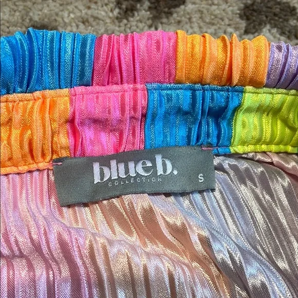 Ladies 2 piece set - Picture 3 of 5